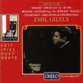 Emil Gilels joue Mozart, Brahms, Debussy, Stravinski : uvres pour piano seul.